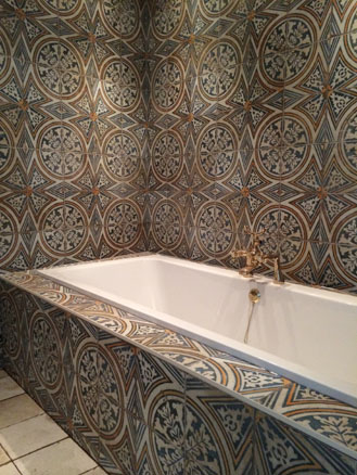 tiling services bedfordshire hetfordshire cambridgeshire